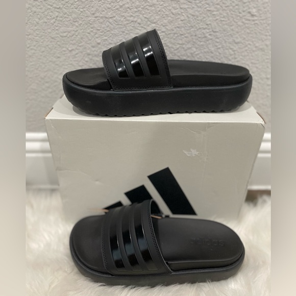 Adidas adilette platform slides - Picture 1 of 6